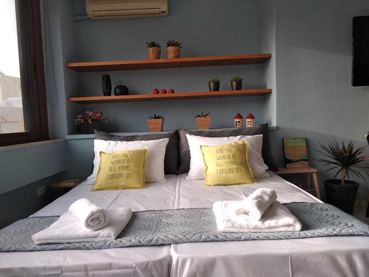 Light Blue Apartment Heraklion  Bagian luar foto