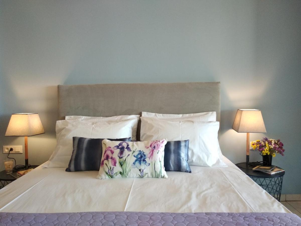 Light Blue Apartment Heraklion  Bagian luar foto