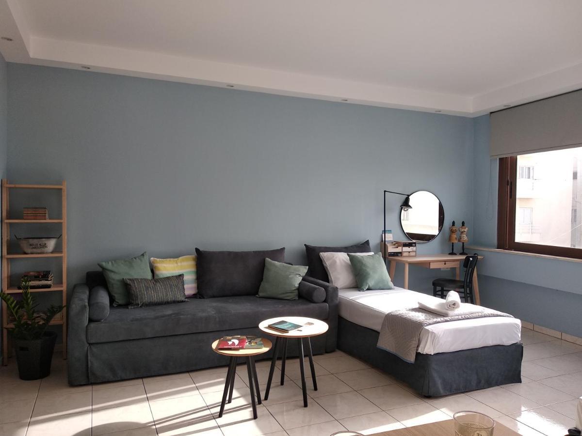 Light Blue Apartment Heraklion  Bagian luar foto